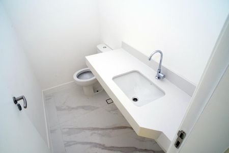 Apartamento para alugar com 136m², 4 quartos e 3 vagasLavabo