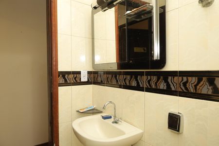 Casa para alugar com 153m², 3 quartos e 1 vagaBanheiro 1