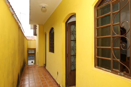 Casa para alugar com 90m², 2 quartos e 1 vagaCorredor