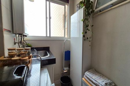 Apartamento à venda com 67m², 2 quartos e 1 vagaÁrea de Serviço