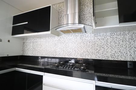 Casa para alugar com 275m², 4 quartos e 3 vagasCozinha