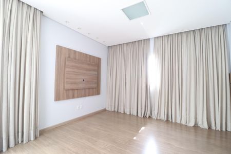 Casa para alugar com 275m², 4 quartos e 3 vagasQuarto 2 - Suíte