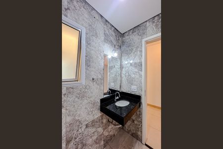 Casa à venda com 120m², 3 quartos e 2 vagasLavabo