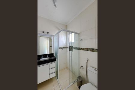 Casa à venda com 120m², 3 quartos e 2 vagasBanheiro da Suíte