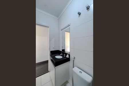 Casa à venda com 120m², 3 quartos e 2 vagasBanheiro