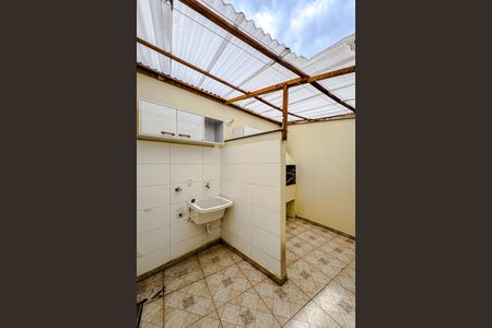 Casa à venda com 120m², 3 quartos e 2 vagasÁrea de Serviço