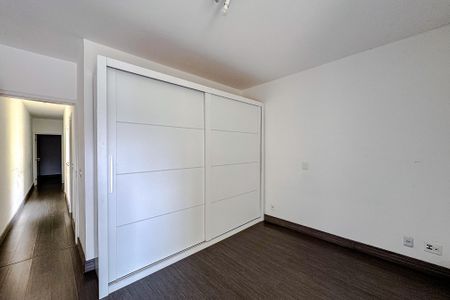 Casa à venda com 120m², 3 quartos e 2 vagasQuarto 1 - Suíte