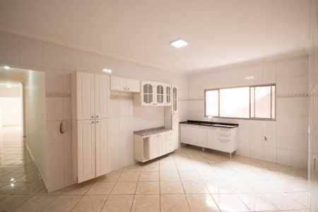 Casa à venda com 249m², 2 quartos e 5 vagasCozinha