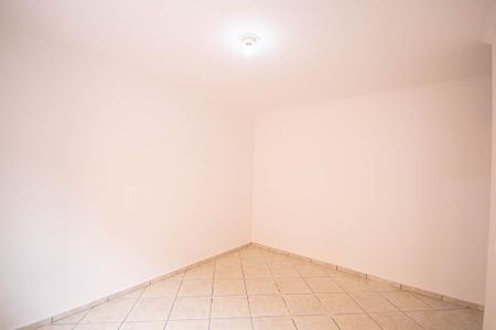 Casa à venda com 249m², 2 quartos e 5 vagasSuíte