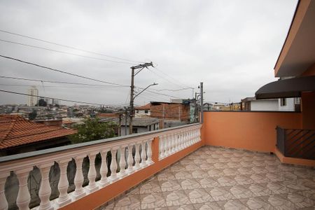 Casa à venda com 249m², 2 quartos e 5 vagasVaranda