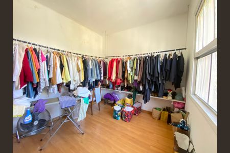 Casa à venda com 138m², 2 quartos e sem vagaQuarto 2