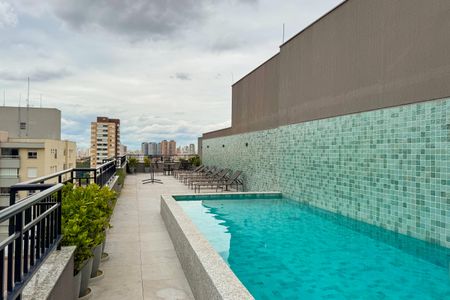 Studio para alugar com 28m², 1 quarto e sem vagaPiscina