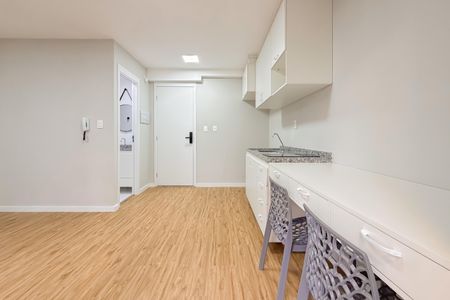 Studio para alugar com 28m², 1 quarto e sem vagaSala e Cozinha