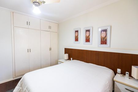 Casa à venda com 170m², 3 quartos e 2 vagasSuíte 2