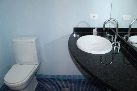 Casa para alugar com 250m², 6 quartos e 5 vagasBanheiro da Suíte 3