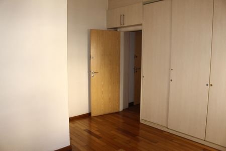 Casa para alugar com 250m², 6 quartos e 5 vagasSuíte 2