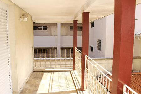 Casa para alugar com 250m², 6 quartos e 5 vagassacada 