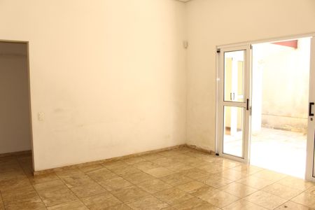 Casa para alugar com 250m², 6 quartos e 5 vagascopa 