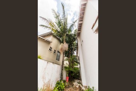 Casa de condomínio à venda com 355m², 3 quartos e 2 vagasDetalhe