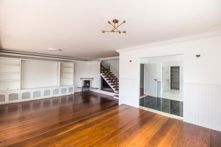 Casa de condomínio à venda com 355m², 3 quartos e 2 vagasSala 