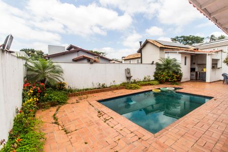 Casa de condomínio à venda com 355m², 3 quartos e 2 vagasPiscina