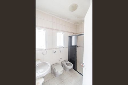 Casa de condomínio à venda com 355m², 3 quartos e 2 vagasBanheiro da Suíte