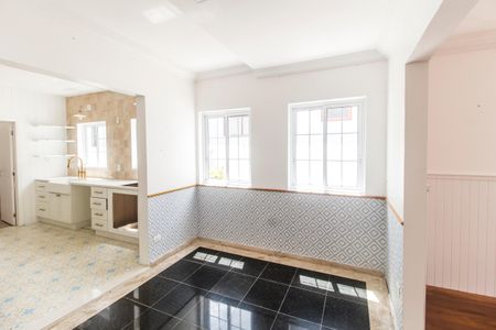 Casa de condomínio à venda com 355m², 3 quartos e 2 vagasCopa