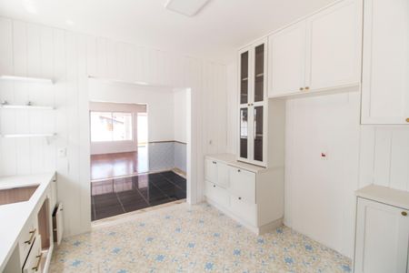 Casa de condomínio à venda com 355m², 3 quartos e 2 vagasCozinha