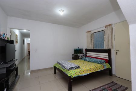 Casa à venda com 240m², 4 quartos e 2 vagasQuarto 2