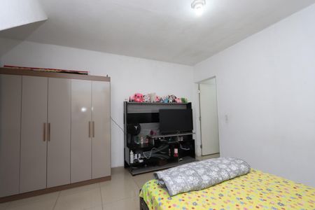 Casa à venda com 240m², 4 quartos e 2 vagasQuarto 2