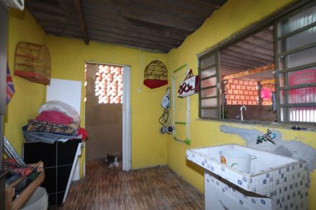 Casa à venda com 240m², 4 quartos e 2 vagasLavanderia