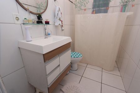 Casa à venda com 240m², 4 quartos e 2 vagasBanheiro de baixo