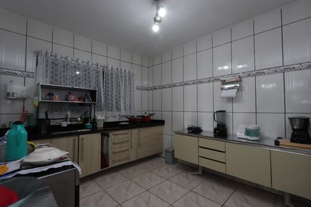 Casa à venda com 240m², 4 quartos e 2 vagasCozinha