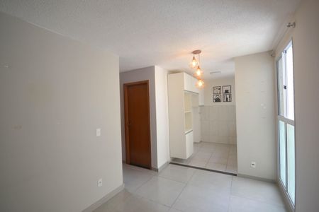 Sala de apartamento para alugar com 2 quartos, 42m² em Jardim Alvorada, Nova Iguaçu