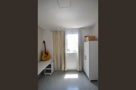 Quarto 1 de apartamento para alugar com 2 quartos, 42m² em Jardim Alvorada, Nova Iguaçu