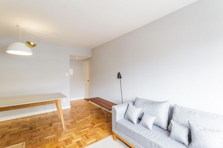 Apartamento para alugar com 63m², 2 quartos e 1 vagaSala