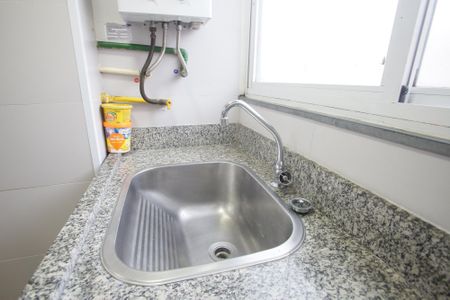 Apartamento para alugar com 48m², 2 quartos e 1 vagaÁrea de Serviço