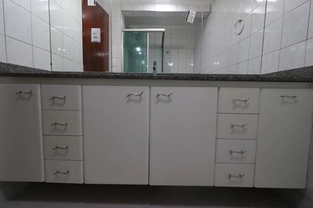 Apartamento para alugar com 111m², 3 quartos e 2 vagasBanheiro da Suíte