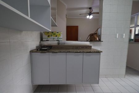 Cozinha de apartamento para alugar com 3 quartos, 111m² em Jardim Irajá, Ribeirão Preto