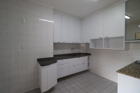 Apartamento para alugar com 111m², 3 quartos e 2 vagasCozinha