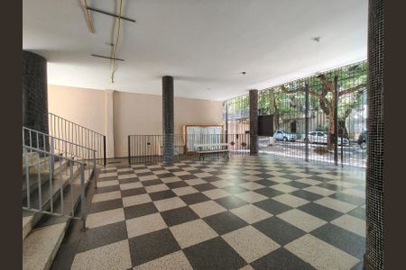 Apartamento à venda com 36m², 1 quarto e sem vagaFachada e portaria