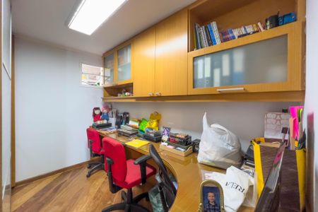 Apartamento à venda com 101m², 1 quarto e 2 vagasEscritório