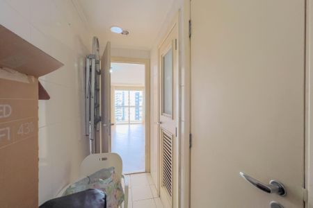 Apartamento à venda com 101m², 1 quarto e 2 vagasCozinha e área de serviço 