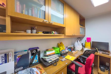 Apartamento à venda com 101m², 1 quarto e 2 vagasEscritório