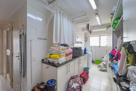 Apartamento à venda com 101m², 1 quarto e 2 vagasCozinha e área de serviço 