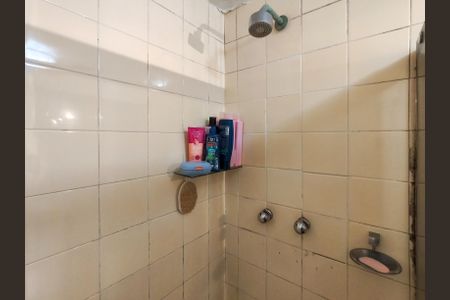 Apartamento à venda com 77m², 3 quartos e 1 vaga Apartamento à venda com 77m², 3 quartos e 1 vagaBanheiro Corredor