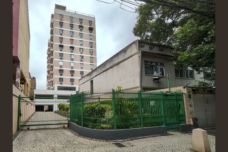 Apartamento à venda com 77m², 3 quartos e 1 vaga Apartamento à venda com 77m², 3 quartos e 1 vagaFachada do Prédio