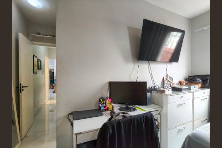 Apartamento à venda com 77m², 3 quartos e 1 vaga Apartamento à venda com 77m², 3 quartos e 1 vagaSuíte
