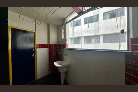 Apartamento à venda com 100m², 3 quartos e sem vaga Apartamento à venda com 100m², 3 quartos e sem vagaÁrea de serviço