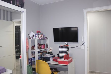 Apartamento à venda com 83m², 3 quartos e 2 vagas2º Dormitório